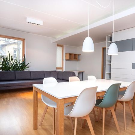 Dream Stay - Stylish Apartment Near Old Town With Free Parking Таллин Экстерьер фото
